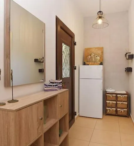 Elli's View Episkopion (Syros)