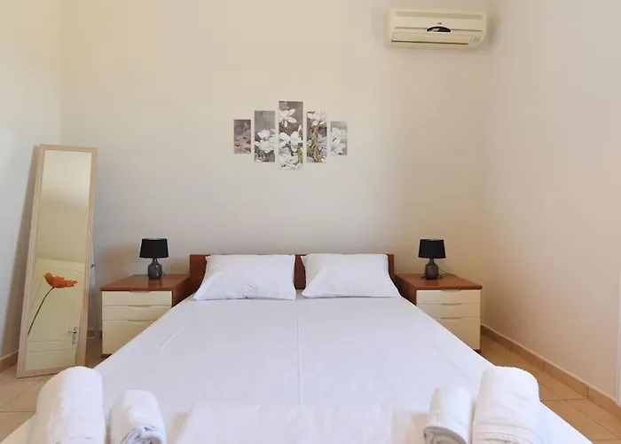 Elli's View * Episkopion (Syros)